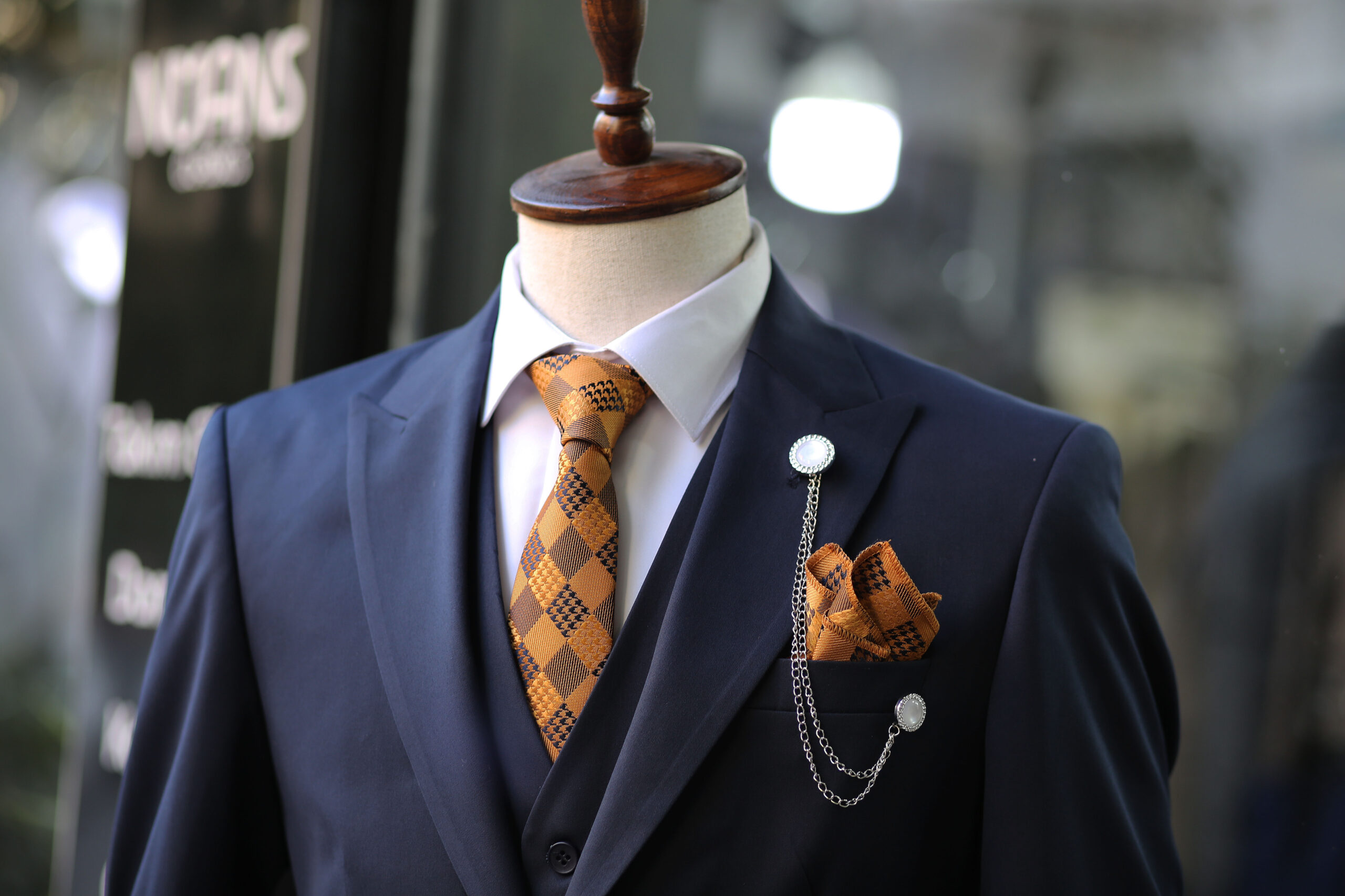 Düz Lacivert Tek Düğme Slim Fit Yelekli Takım Elbise Full Set - Görsel 4