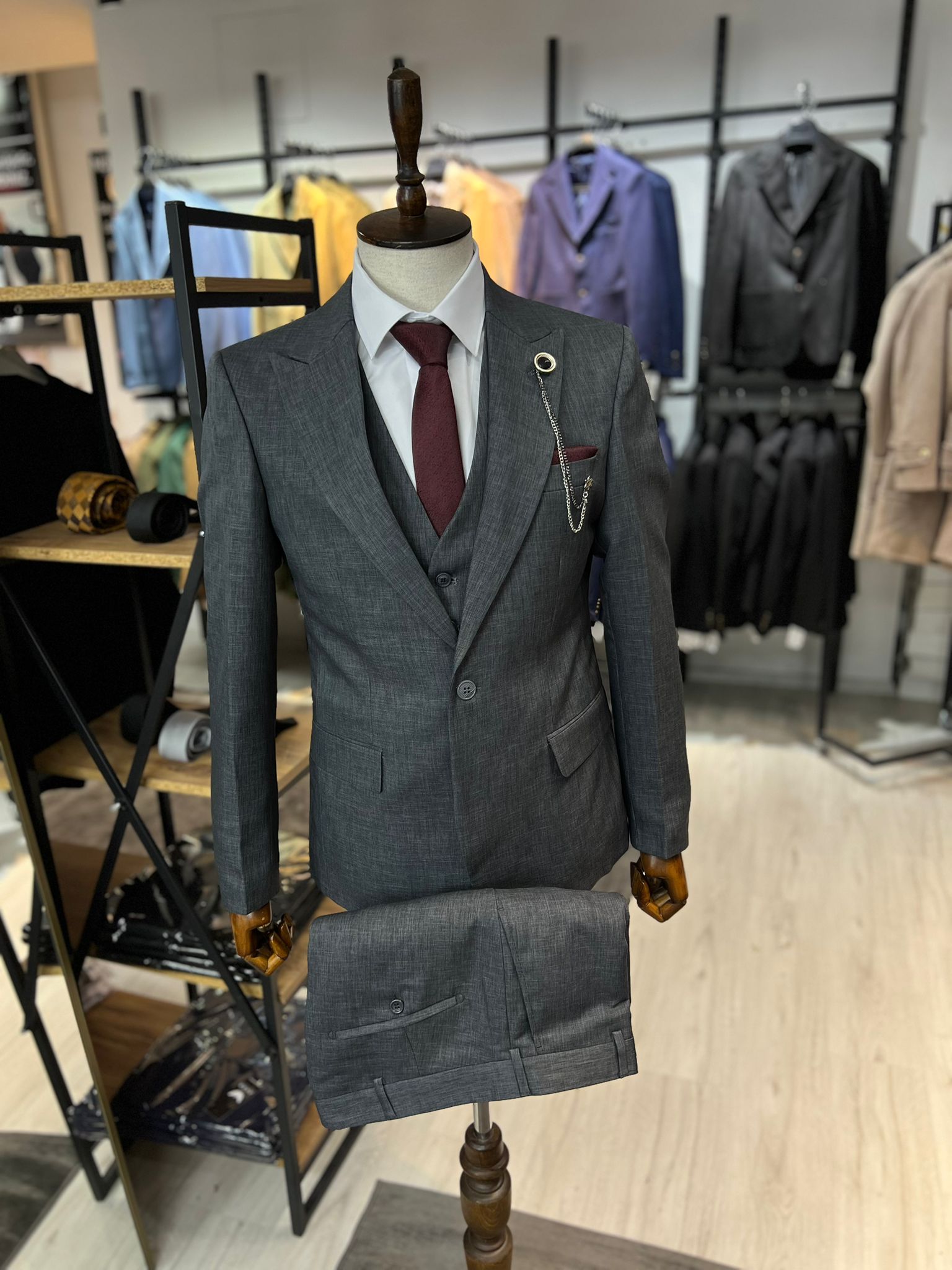 Koyu Gri Tek Düğme Slim Fit Yelekli Takım Elbise Full Set