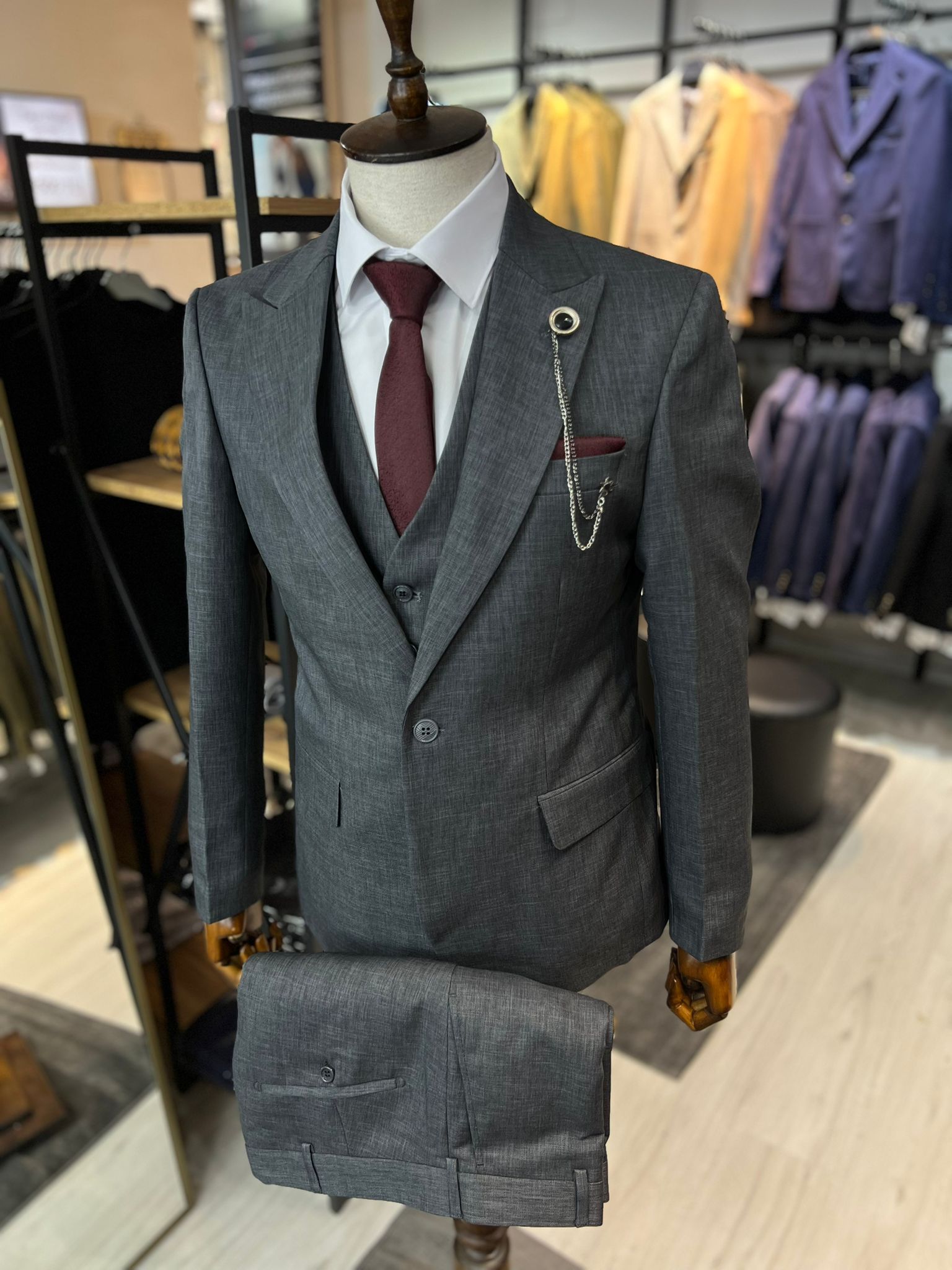 Koyu Gri Tek Düğme Slim Fit Yelekli Takım Elbise Full Set - Görsel 2