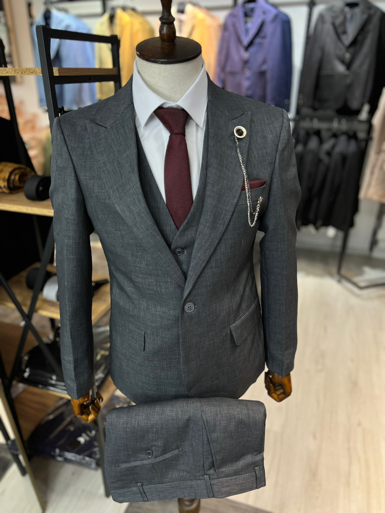 Koyu Gri Tek Düğme Slim Fit Yelekli Takım Elbise Full Set - Görsel 3